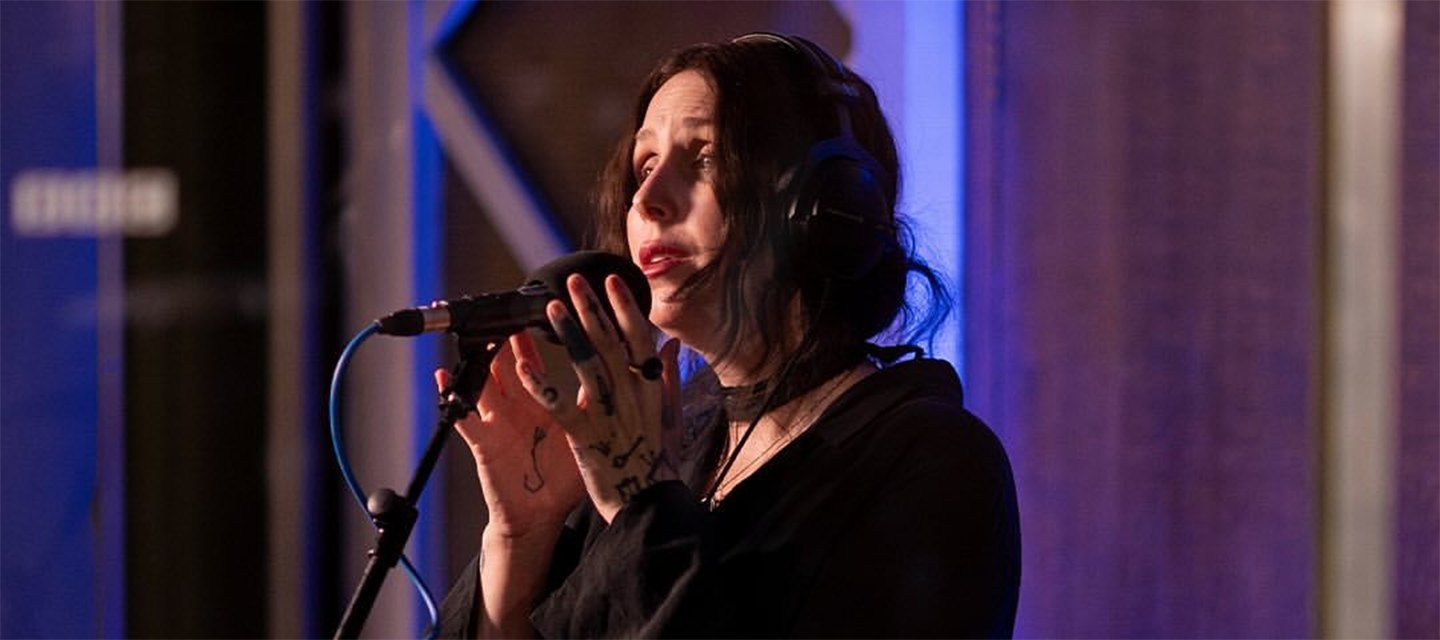 Chelsea Wolfe STOPS BY BBC 6 AND STUNS